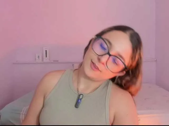 Live sex webcam photo for kattialov #290987792