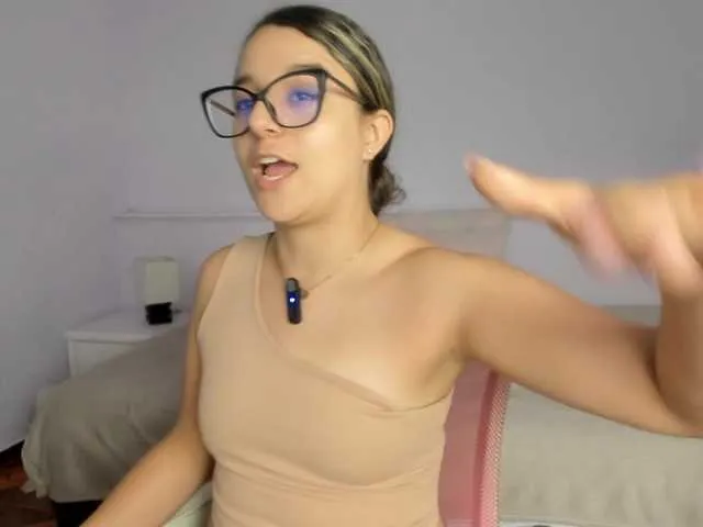 Live sex webcam photo for kattialov #291113595