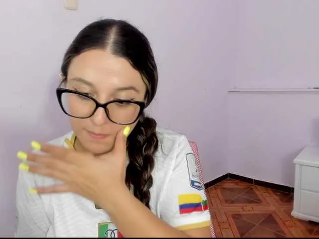 Live sex webcam photo for kattialov #291200311