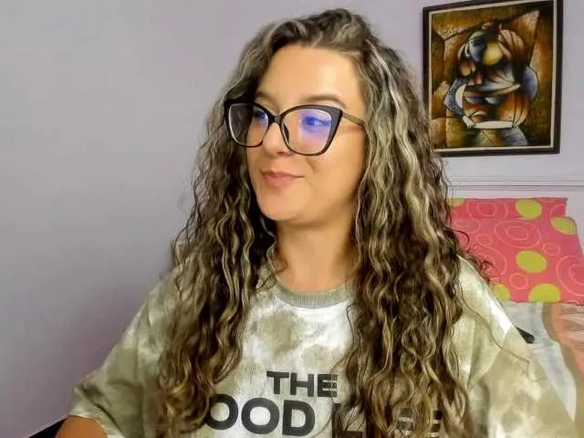 Live sex webcam photo for kattialov #291591438