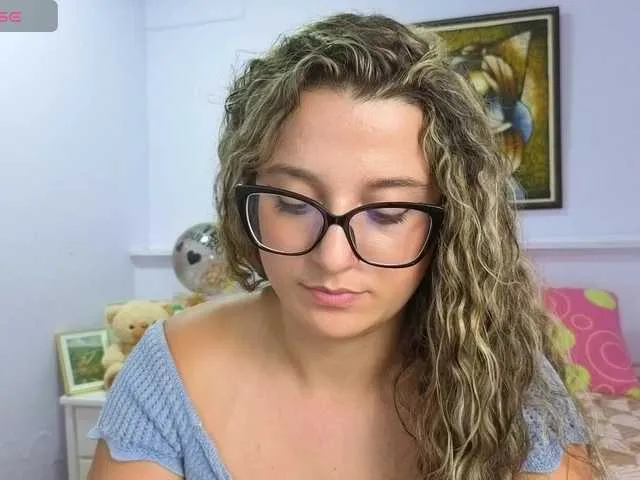 Live sex webcam photo for kattialov #291672642