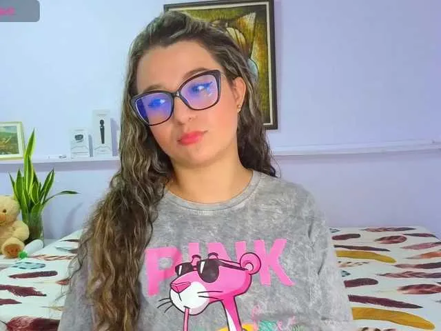 Live sex webcam photo for kattialov #291790303