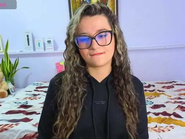 Live sex webcam photo for kattialov #291804354