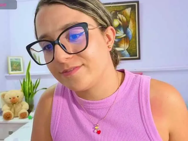 Live sex webcam photo for kattialov #291832057