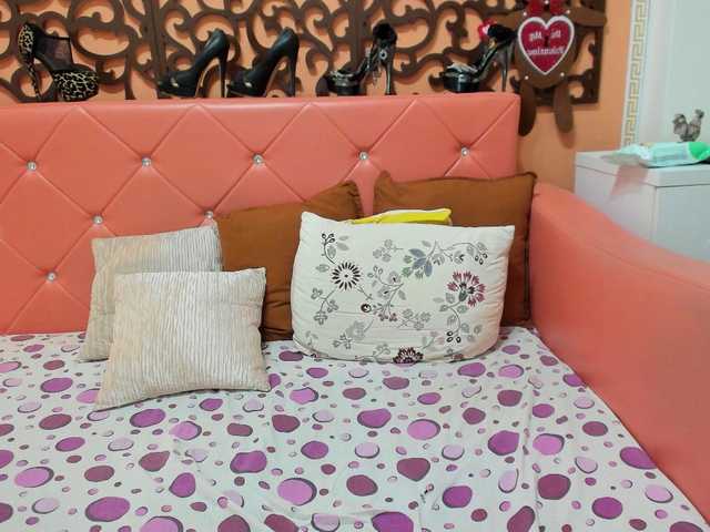 Live sex webcam photo for kattsuunnyy #273944248