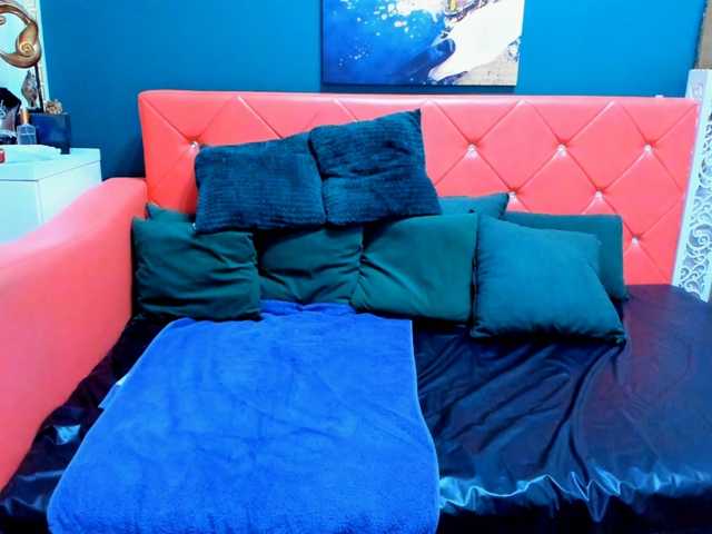 Live sex webcam photo for kattsuunnyy #290024909