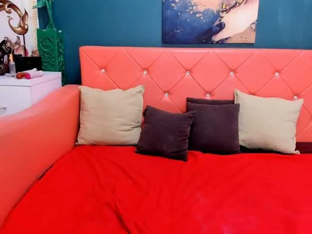 Live sex webcam photo for kattsuunnyy #290887044