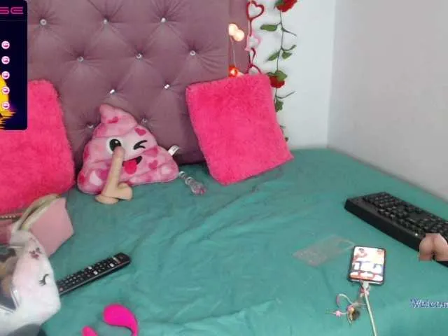 Live sex webcam photo for kattymiller #272224454