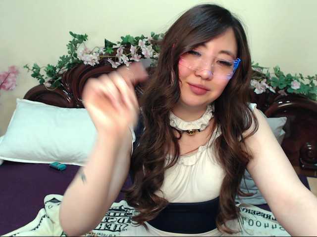 Live sex webcam photo for katydolll #290704975