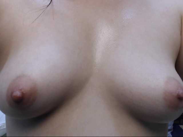 Live sex webcam photo for katydolll #290739838