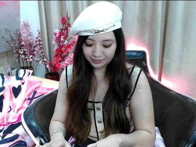 Live sex webcam photo for katydolll #291702850