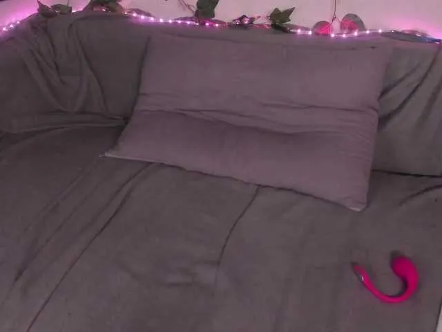 Live sex webcam photo for kawaiikitty #292369341