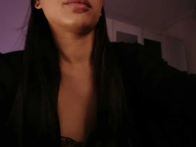 Live sex webcam photo for kaylalaine1 #292094066