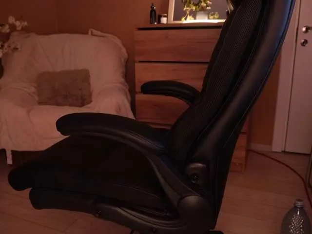 Live sex webcam photo for kaylalaine1 #292369348