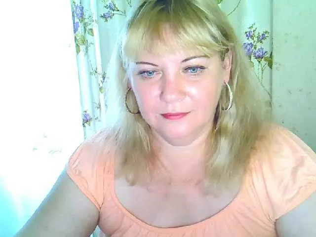 Live sex webcam photo for kayribbons #273624122