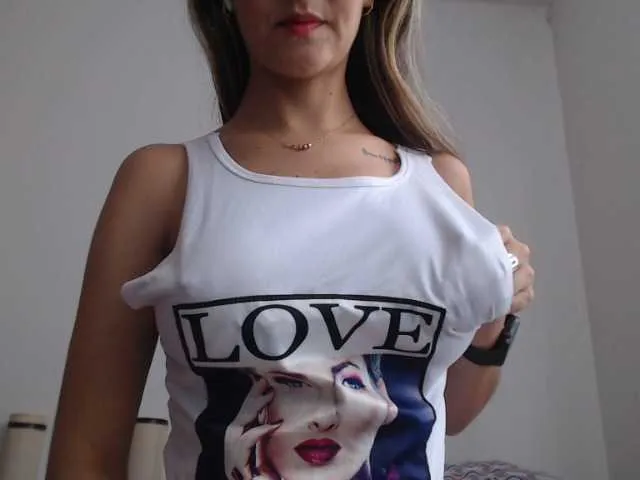 Live sex webcam photo for ke-moll #273384185