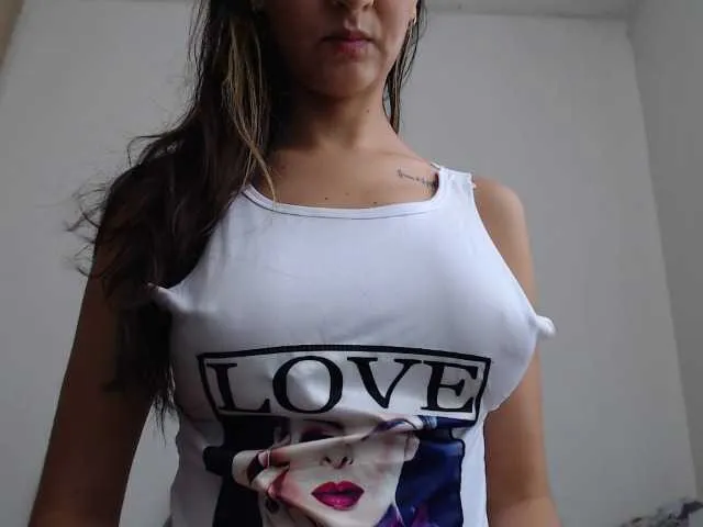 Live sex webcam photo for ke-moll #273970587