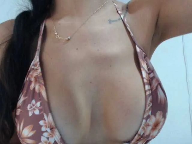 Live sex webcam photo for ke-moll #275975906