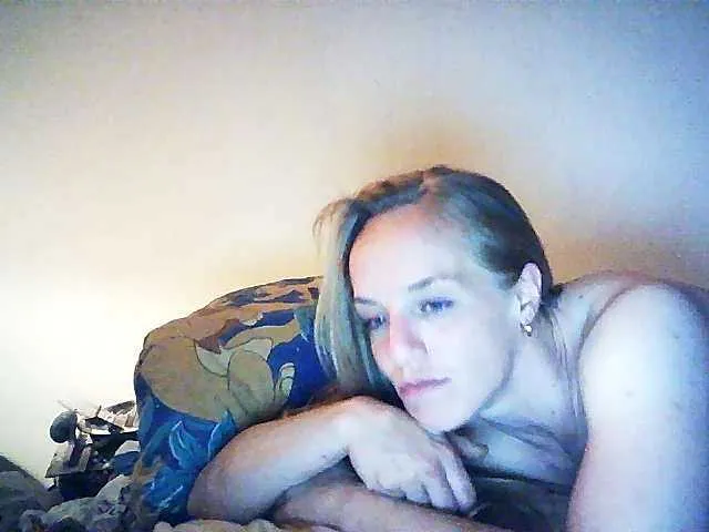 Live sex webcam photo for keesflodder1 #273769106