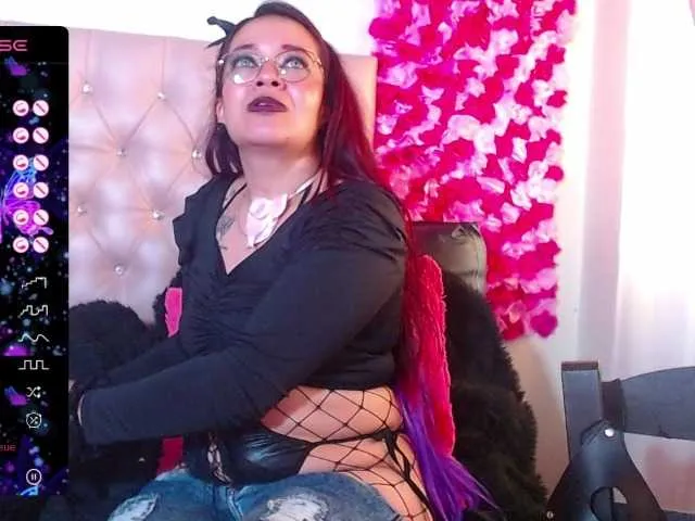 Live sex webcam photo for keila-15 #277166391