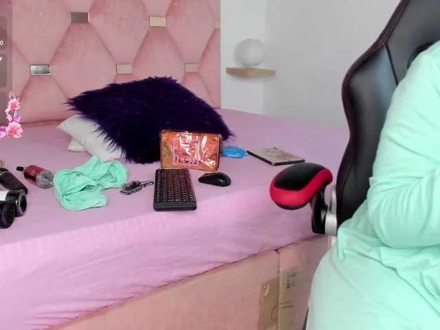 Live sex webcam photo for keiraBrooke #290853723