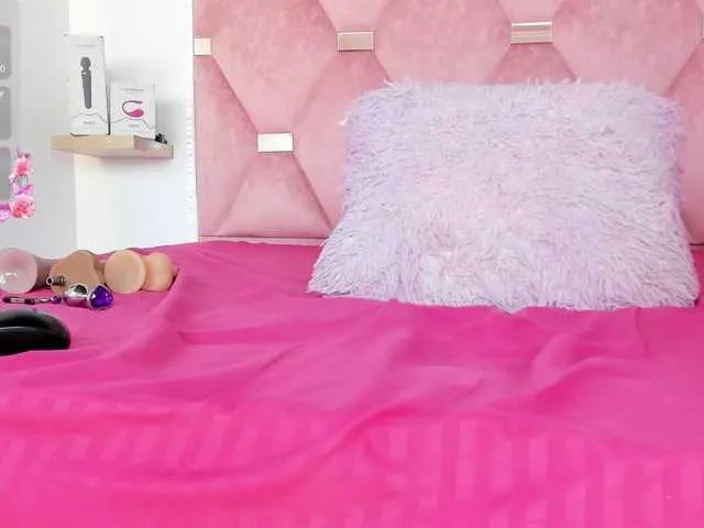 Live sex webcam photo for keiraBrooke #291064756