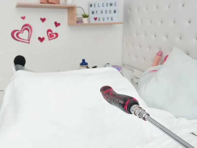 Live sex webcam photo for keittyy #273474775