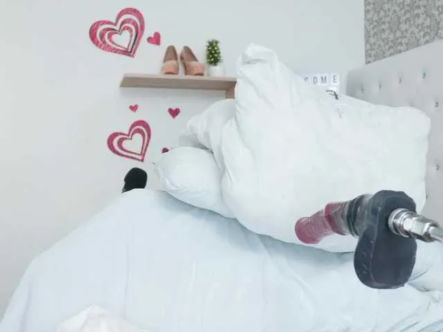 Live sex webcam photo for keittyy #273941807