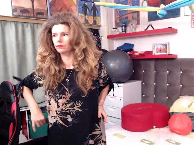 Live sex webcam photo for kellysurfing #277070085