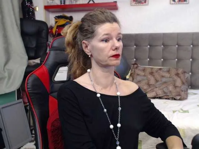 Live sex webcam photo for kellysurfing #277076861