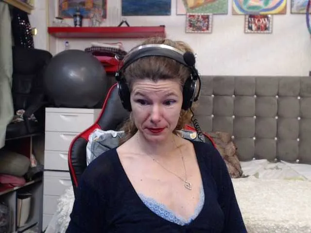 Live sex webcam photo for kellysurfing #277114439