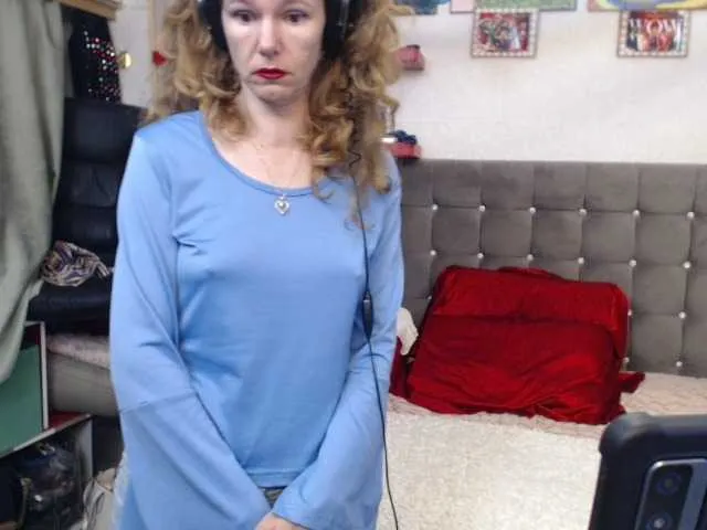 Live sex webcam photo for kellysurfing #277137191