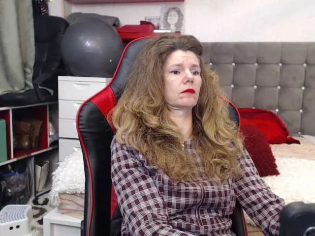 Live sex webcam photo for kellysurfing #277209988