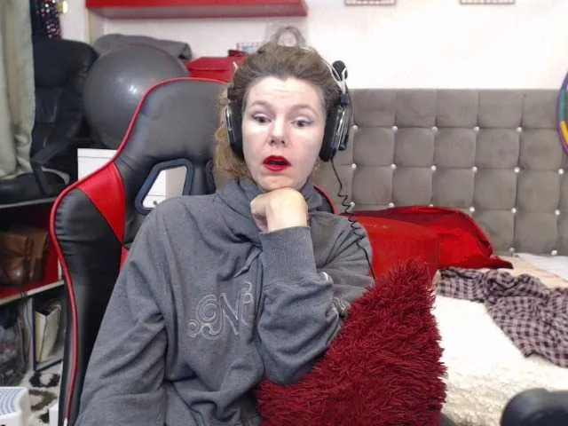 Live sex webcam photo for kellysurfing #277211773