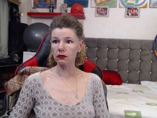 Live sex webcam photo for kellysurfing #277285834