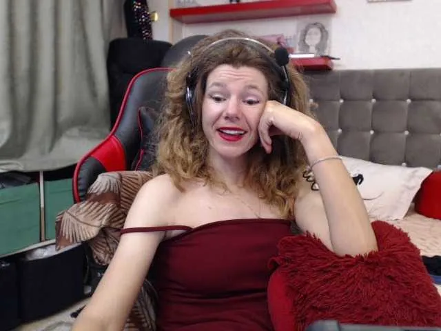 Live sex webcam photo for kellysurfing #277345491