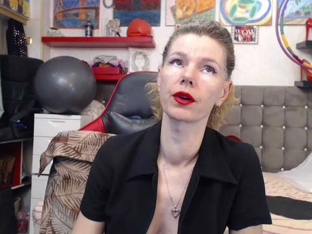 Live sex webcam photo for kellysurfing #277376901