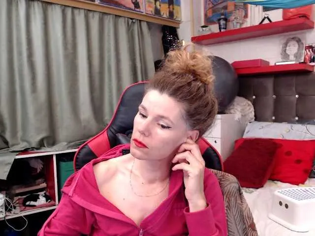 Live sex webcam photo for kellysurfing #277437156