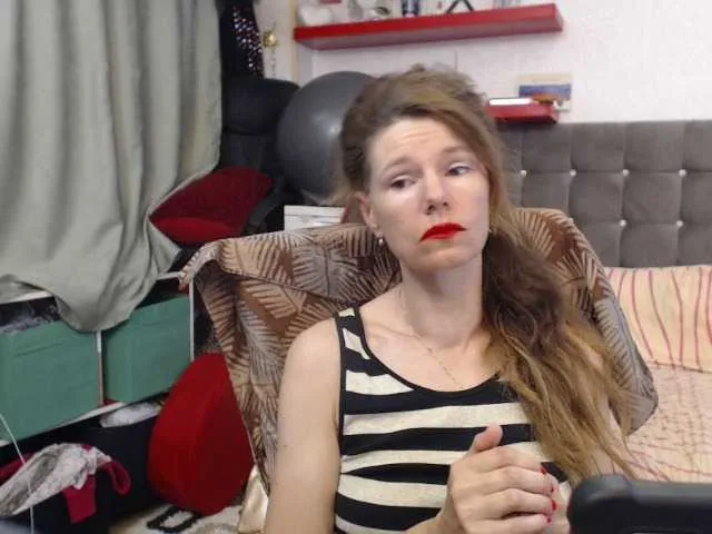 Live sex webcam photo for kellysurfing #277588065