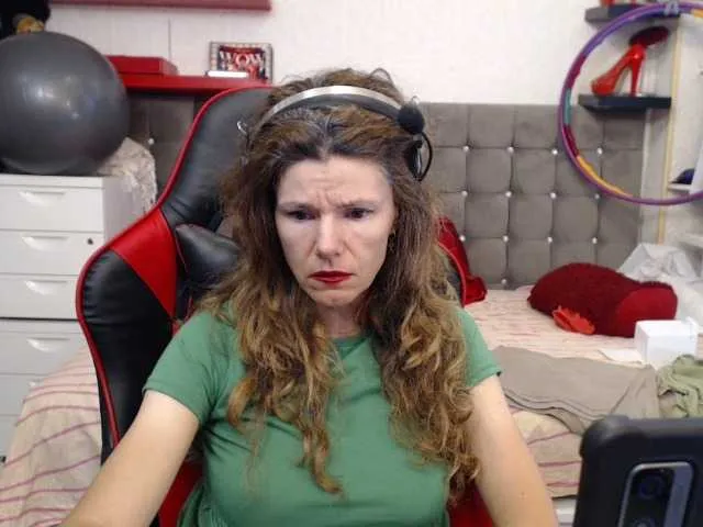 Live sex webcam photo for kellysurfing #277781723