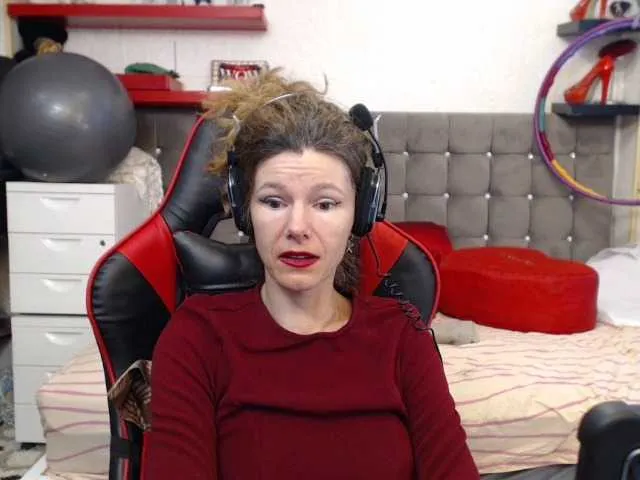 Live sex webcam photo for kellysurfing #277795846