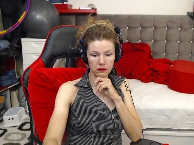 Live sex webcam photo for kellysurfing #278007199