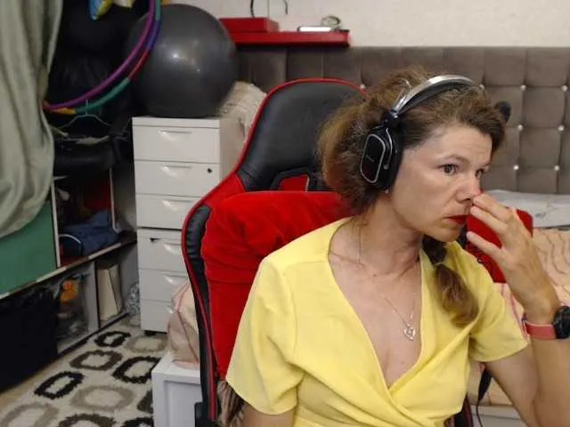 Live sex webcam photo for kellysurfing #278247687