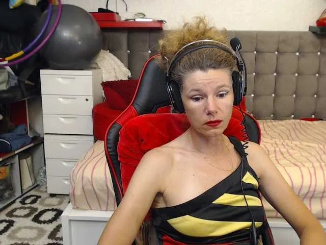 Live sex webcam photo for kellysurfing #282808600