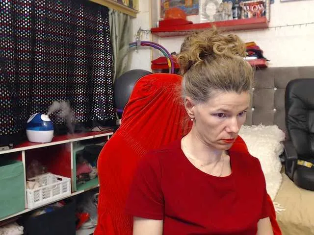 Live sex webcam photo for kellysurfing #290892197