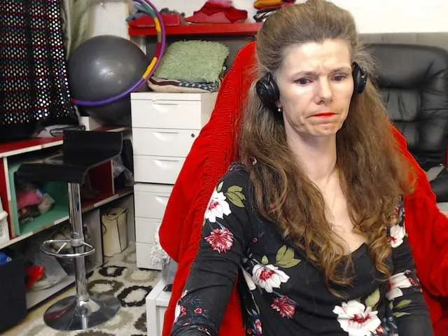 Live sex webcam photo for kellysurfing #290912027