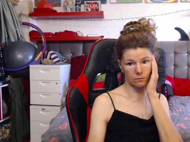 Live sex webcam photo for kellysurfing #291151987