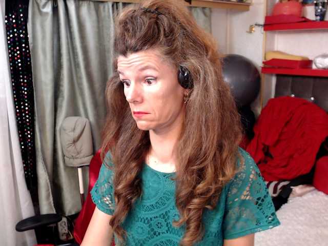 Live sex webcam photo for kellysurfing #291970320