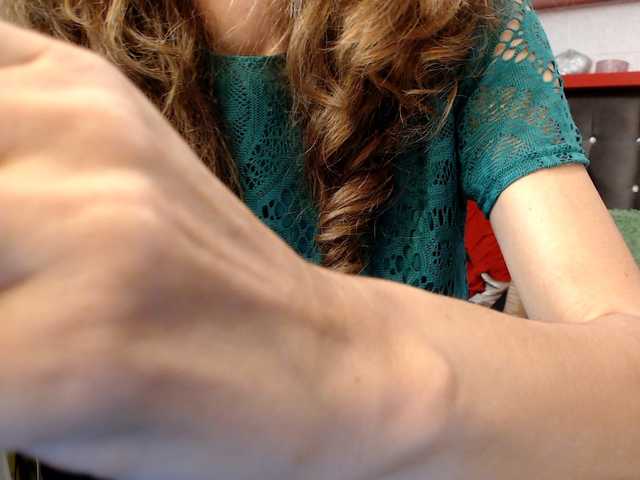 Live sex webcam photo for kellysurfing #291976872