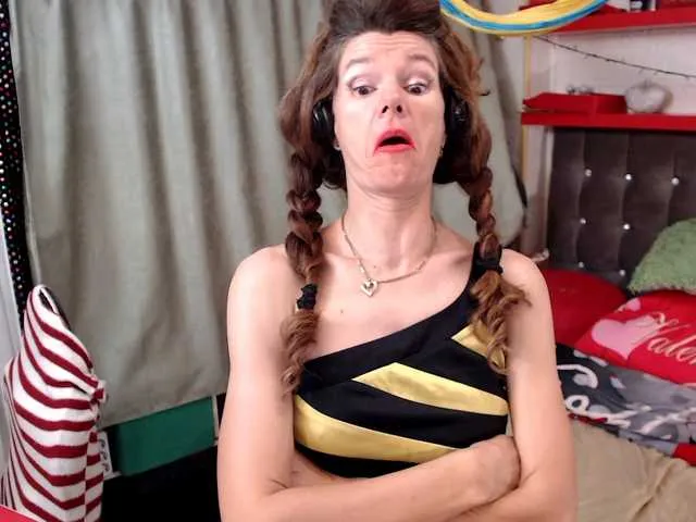 Live sex webcam photo for kellysurfing #292245940